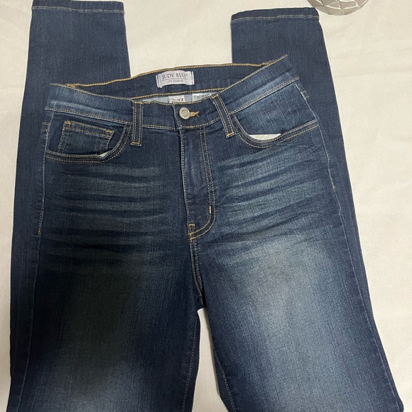 Judy Blue women’s Skinny jeans - Picture 5 of 9